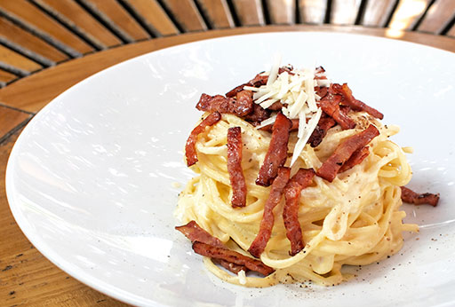 PalmBeach Tropical Restaurant | Santa Maria | Ilha do Sal | Capo Verde | <strong>Italian</strong> Tasting Menu | Tuna Carpaccio with Orange and Pink Pepper<br>+ Carbonara Spaghetti