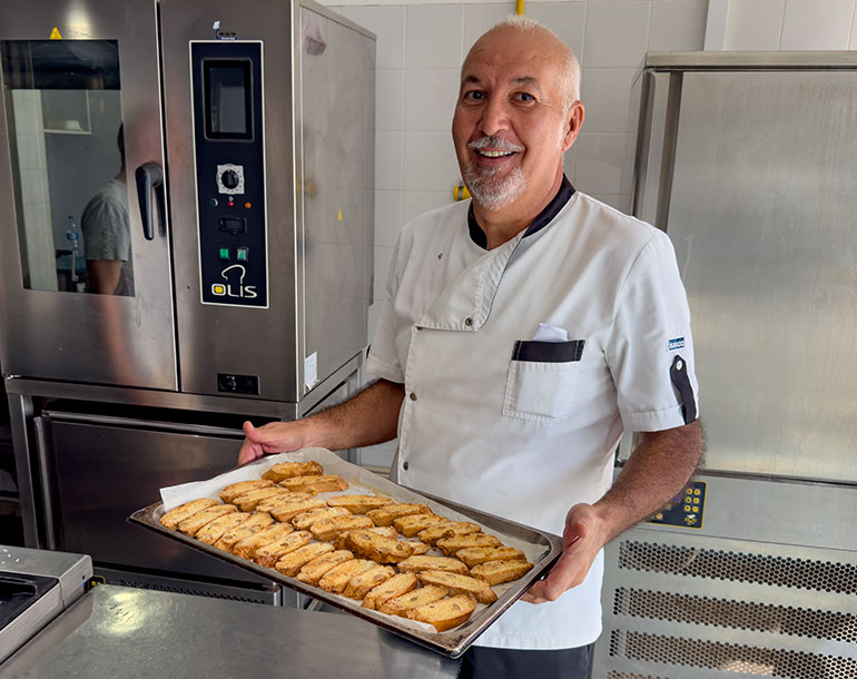Palm Beach Executive Chef Mauro Loi Pastries