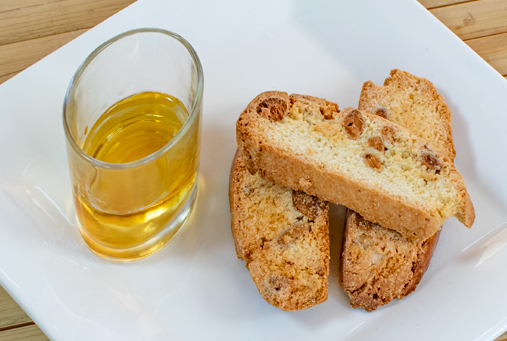 Palm Beach Tropical Restaurant Santa Maria Sal Cape Verde Cantucci e Vin Santo