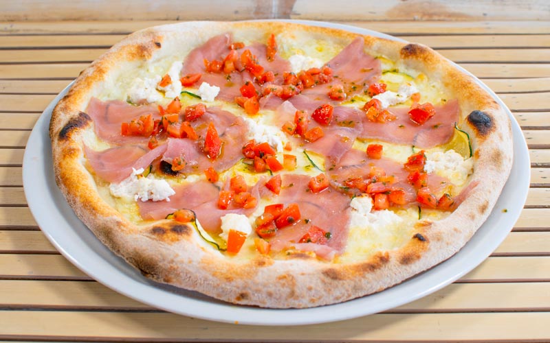 PalmBeach Tropical Restaurant | Fumé di Mare | mozzarella, smoked tuna ham, ricotta, fresh tomato, zucchini